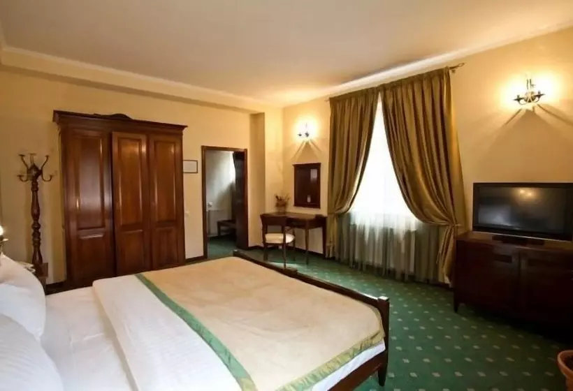 ホテル Pensiunea La Residenza
