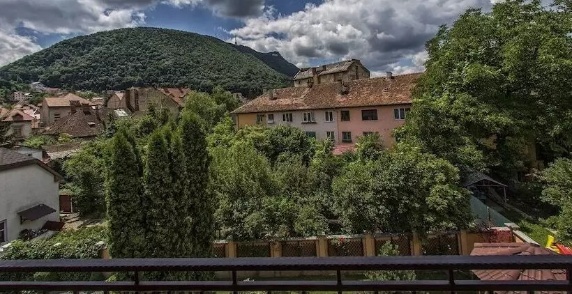 ホテル Pensiunea La Residenza