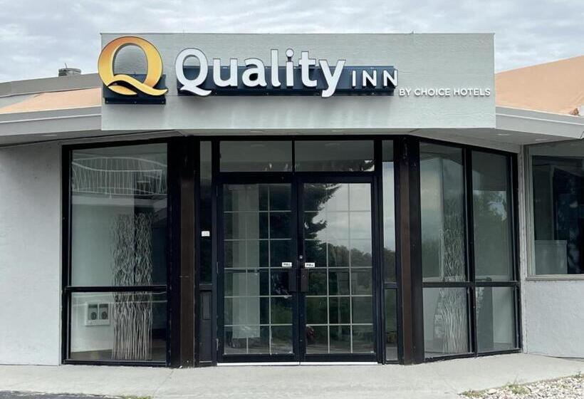 בית מלון כפרי Quality Inn Idaho Falls