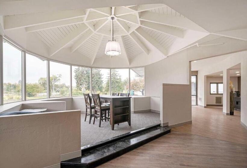 בית מלון כפרי Quality Inn Idaho Falls