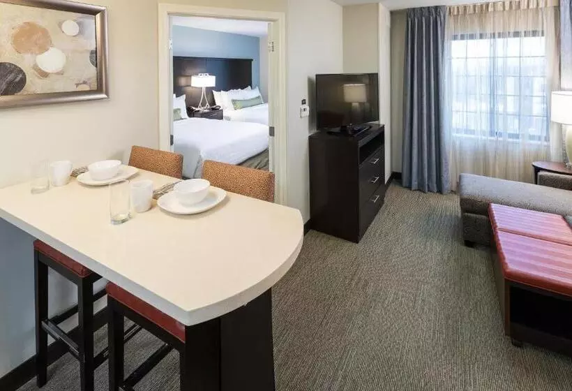 ホテル Staybridge Suites Omaha West By Ihg