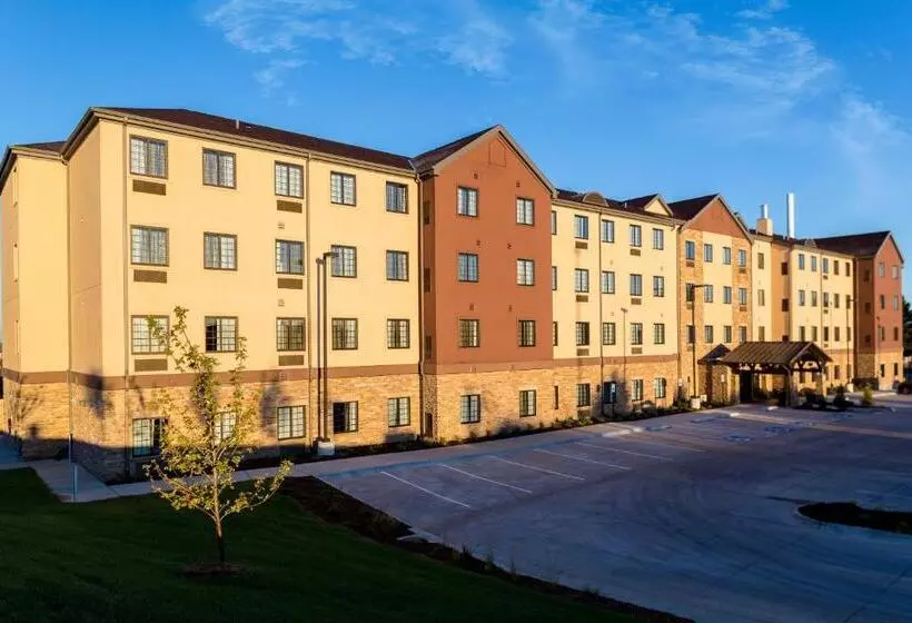 ホテル Staybridge Suites Omaha West By Ihg