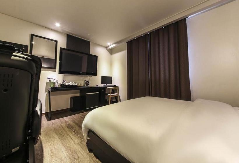 فندق Western River