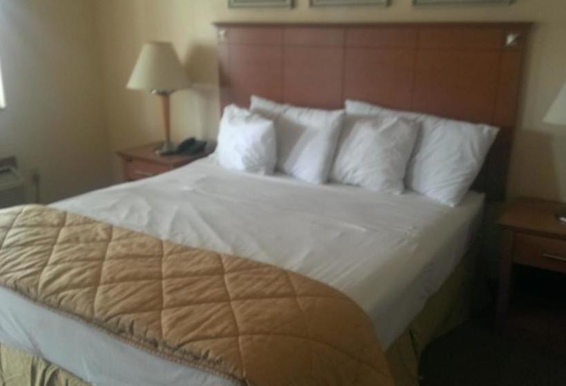 فندق على الطريق Naugatuck Motor Lodge