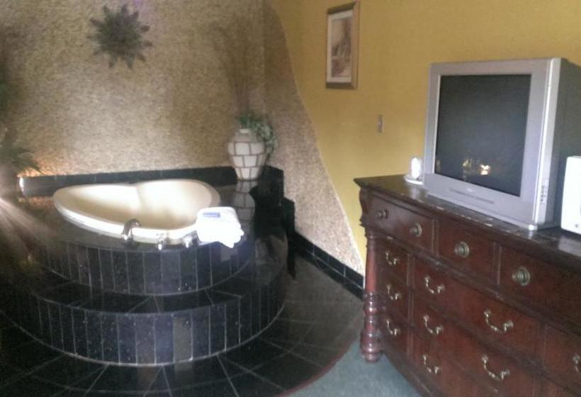 فندق على الطريق Naugatuck Motor Lodge