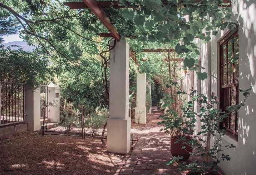 פנסיון Gable Manor By Neighbourgood