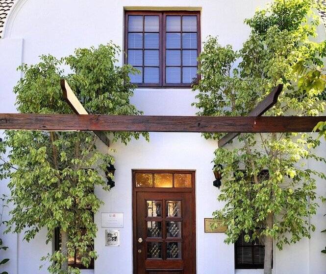 פנסיון Gable Manor By Neighbourgood