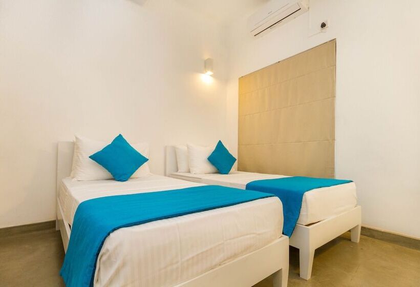 פנסיון T&v Boutique Hostel