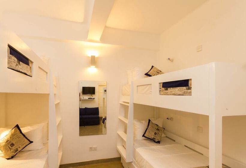 פנסיון T&v Boutique Hostel