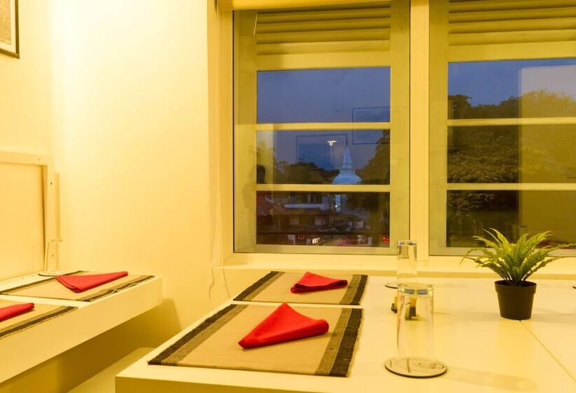 פנסיון T&v Boutique Hostel