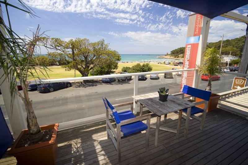 Sandridge Motel & Lornebeach Apartments