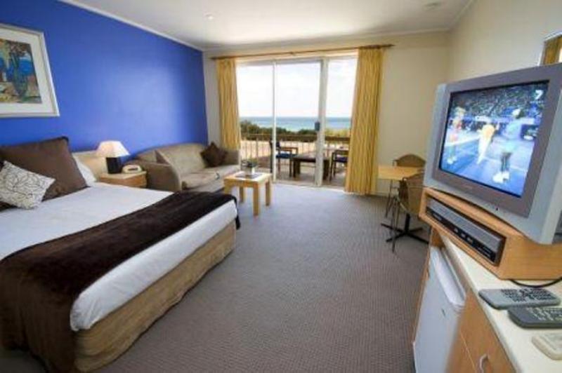 Sandridge Motel & Lornebeach Apartments