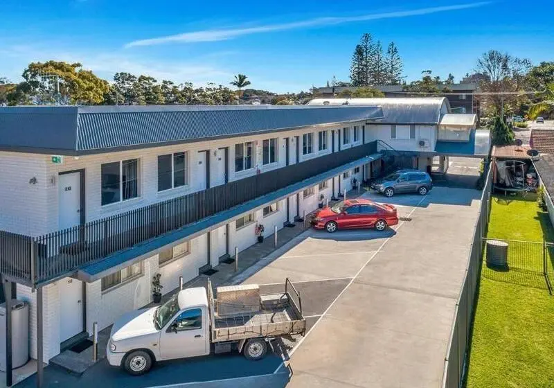 Surf Beach Motel Port