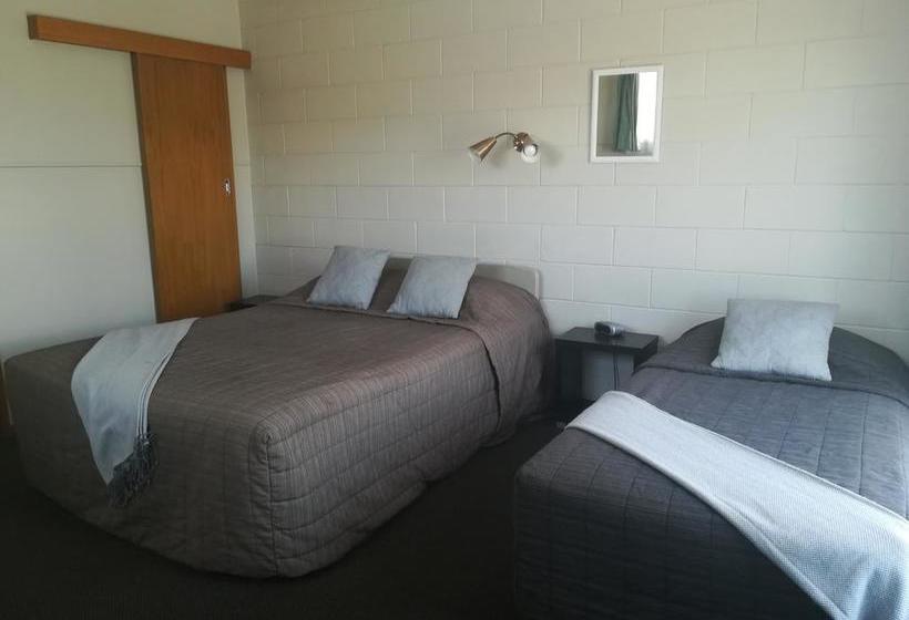 The Magpie- Hawkes Bay Motel