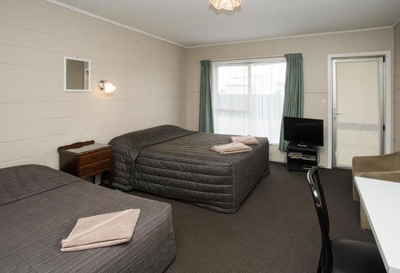 The Magpie- Hawkes Bay Motel