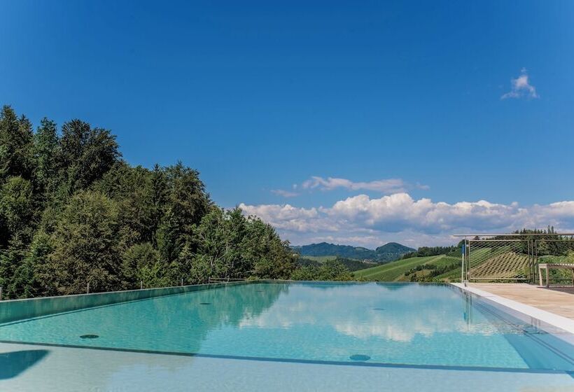 هتل Landgut Am Pößnitzberg