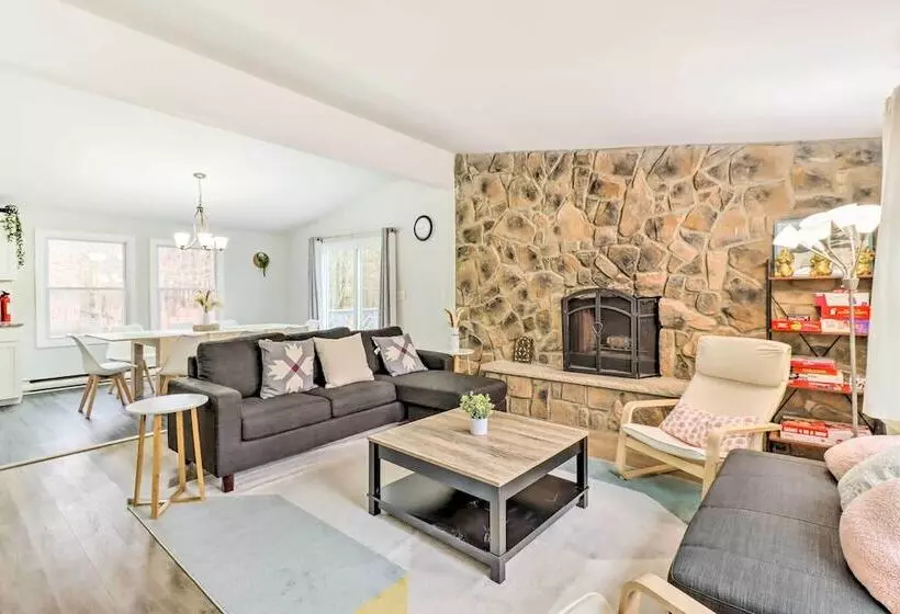 Albrightsville Home Near Big Boulder!