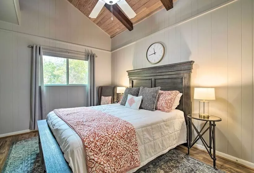 Cape Royale Cottage W/ Fire Pit & Water Views