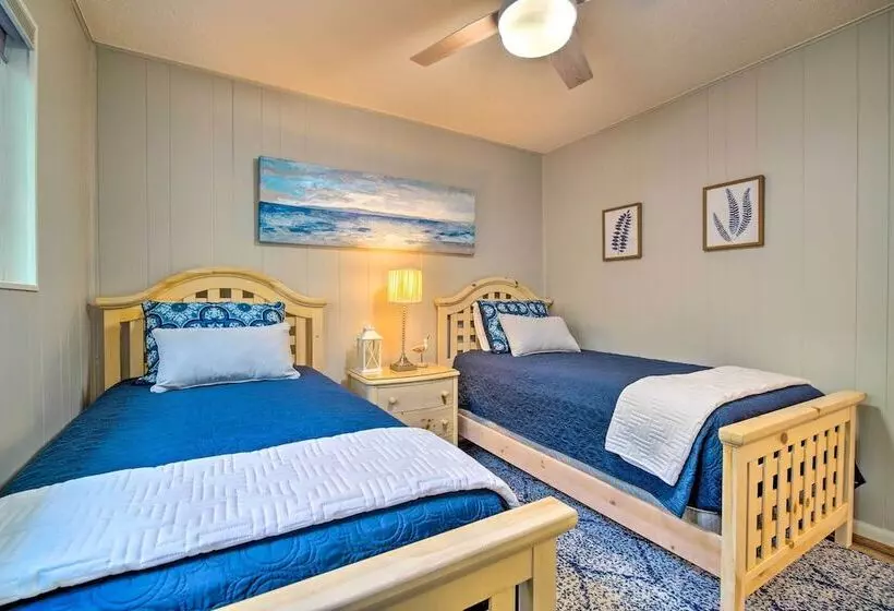 Cape Royale Cottage W/ Fire Pit & Water Views