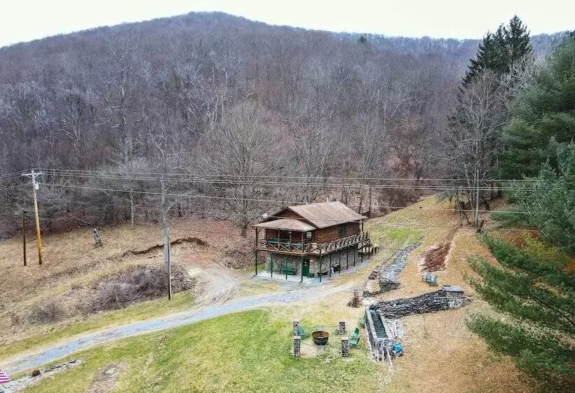 Charming Austin Cabin On 96 Acres Of Land!