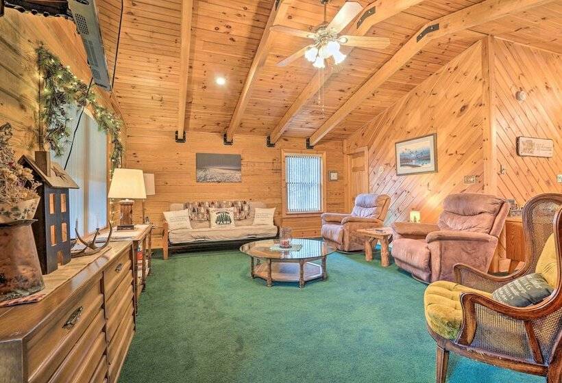 Charming Austin Cabin On 96 Acres Of Land!