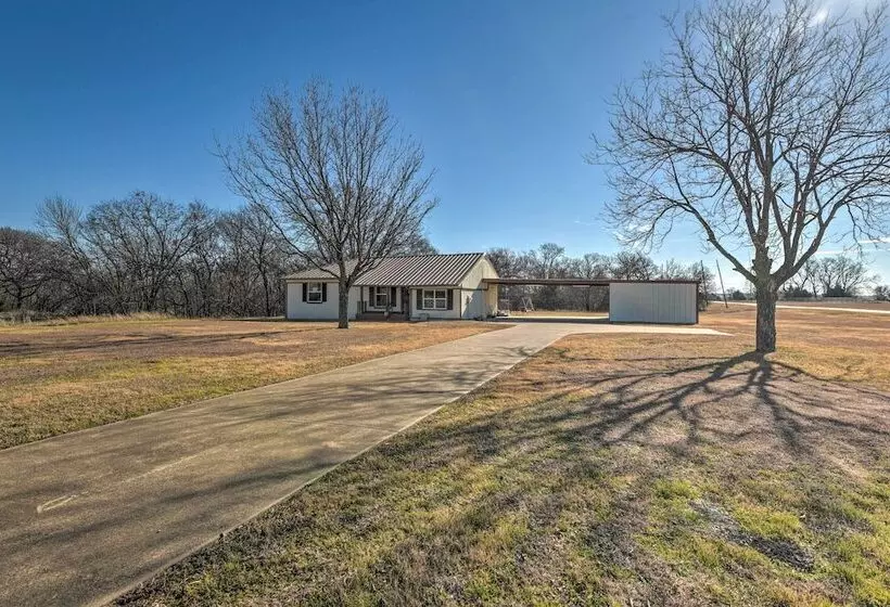 Charming Palmer Family Home On 5 Acres!