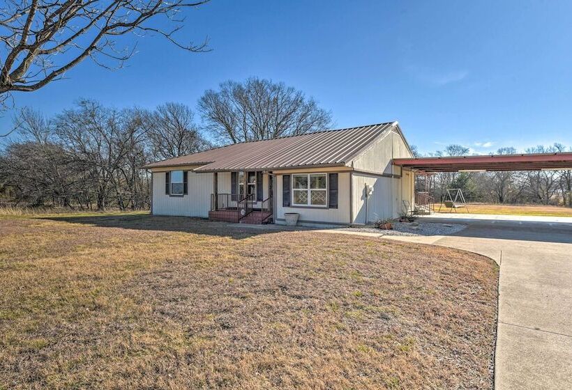 Charming Palmer Family Home On 5 Acres!