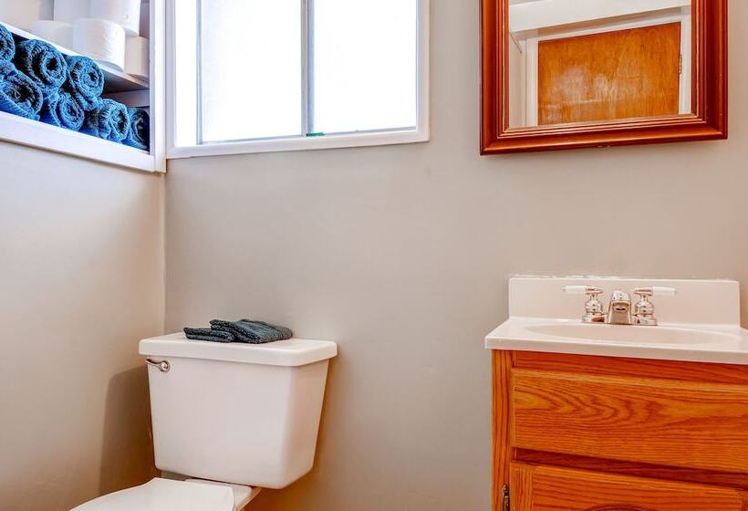 Charming Tropic Home By A Farm: Near Bryce Canyon!