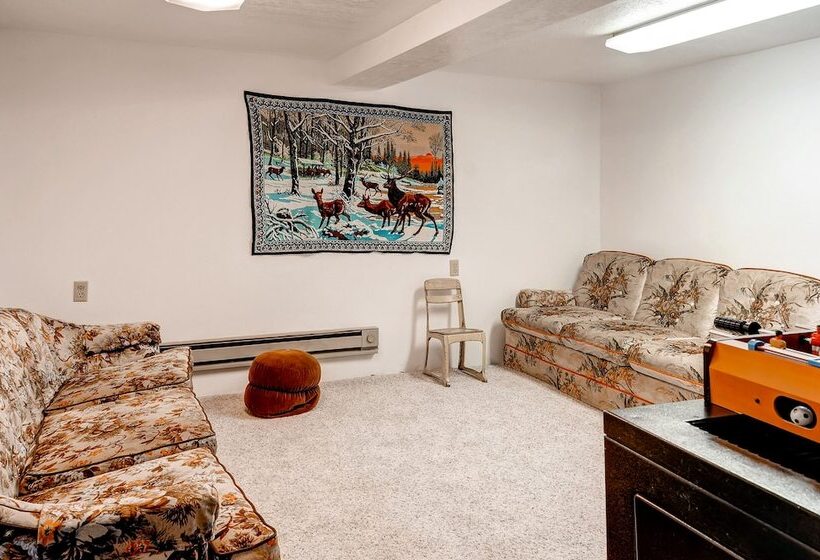 Charming Tropic Home By A Farm: Near Bryce Canyon!