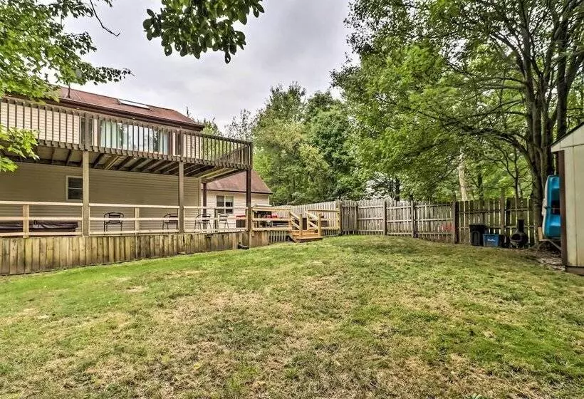 Chic Long Pond Family Home W/ Fire Pits & Deck!