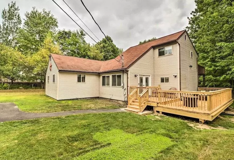 Chic Long Pond Family Home W/ Fire Pits & Deck!