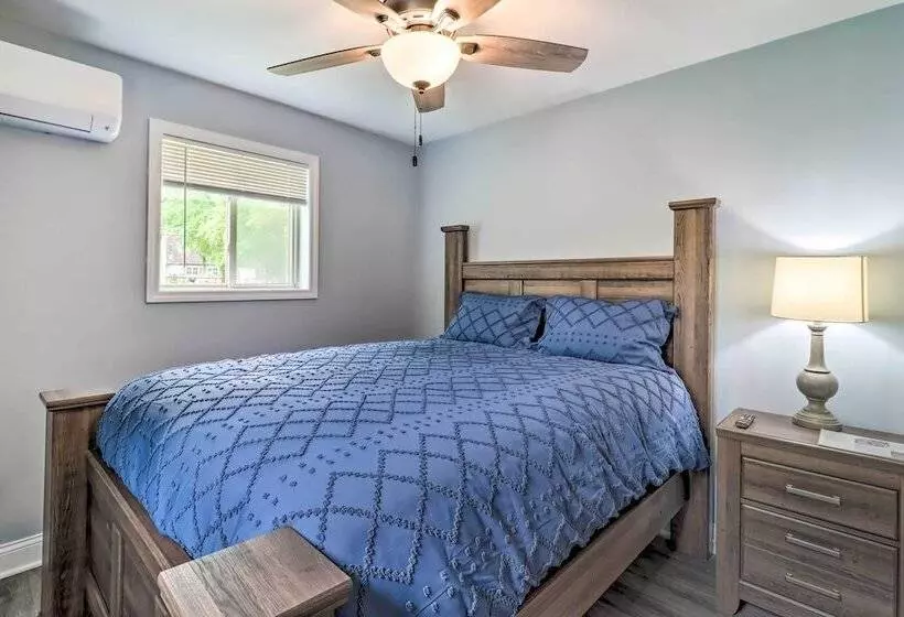 Chic Long Pond Family Home W/ Fire Pits & Deck!