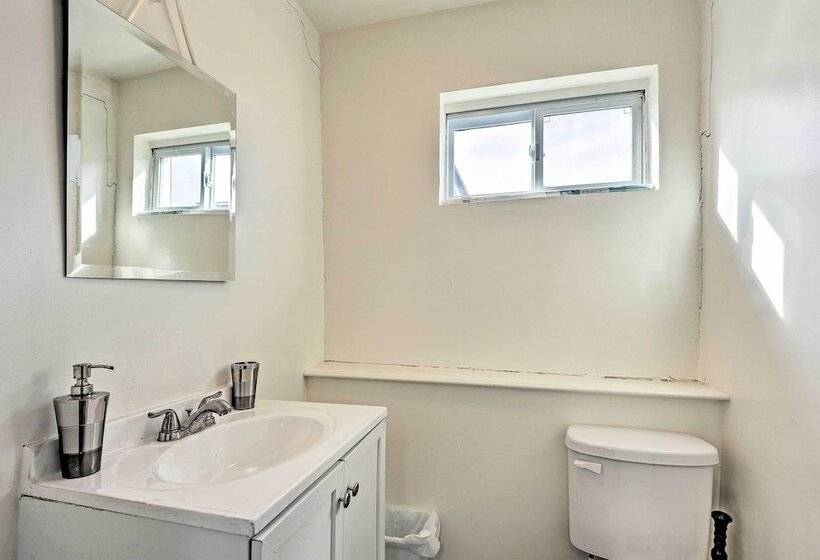 Cozy Bel Air Home Walk To Main Street Shops