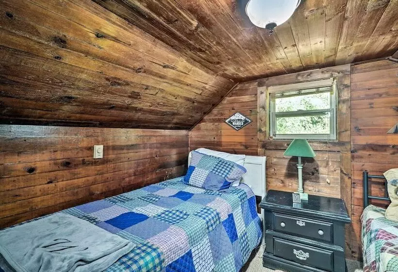 Rustic Cabin W/ Patio & Pond On Blue Ridge Parkway