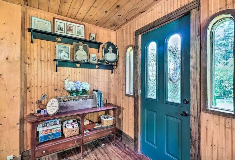 Rustic Cabin W/ Patio & Pond On Blue Ridge Parkway