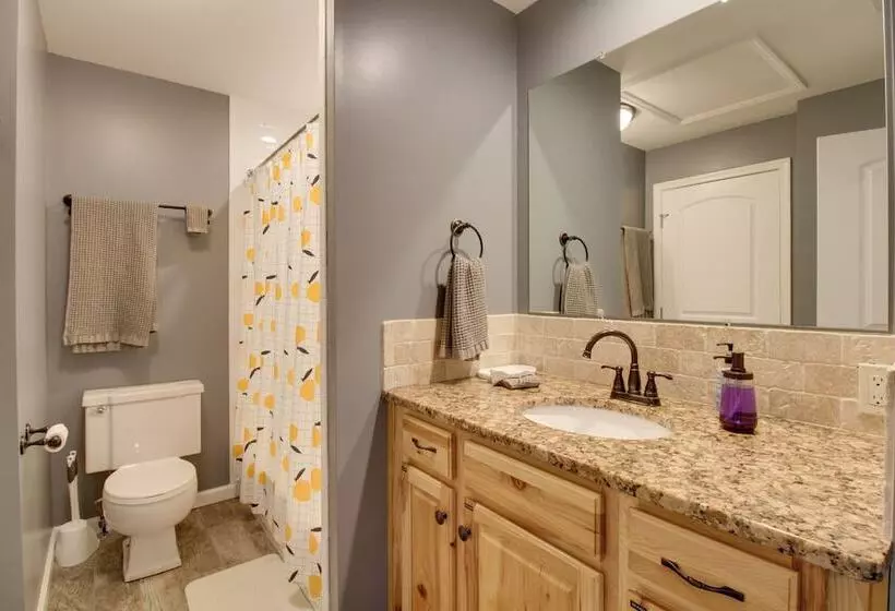 Cozy Goode Cabin W/ Deck ~ 17 Mi To Lynchburg