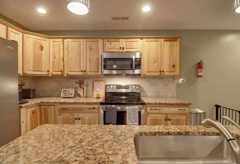 Cozy Goode Cabin W/ Deck ~ 17 Mi To Lynchburg