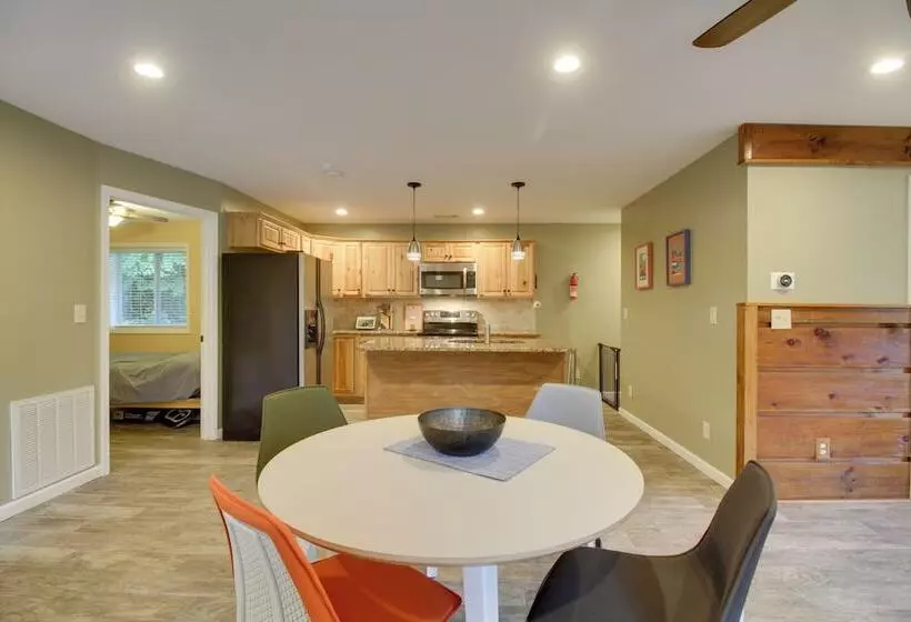 Cozy Goode Cabin W/ Deck ~ 17 Mi To Lynchburg