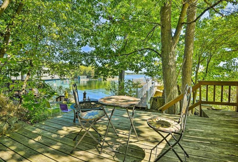 Epic Waterfront Wellesley Island Getaway!