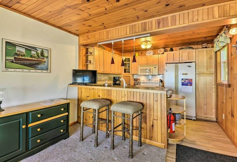 Epic Waterfront Wellesley Island Getaway!