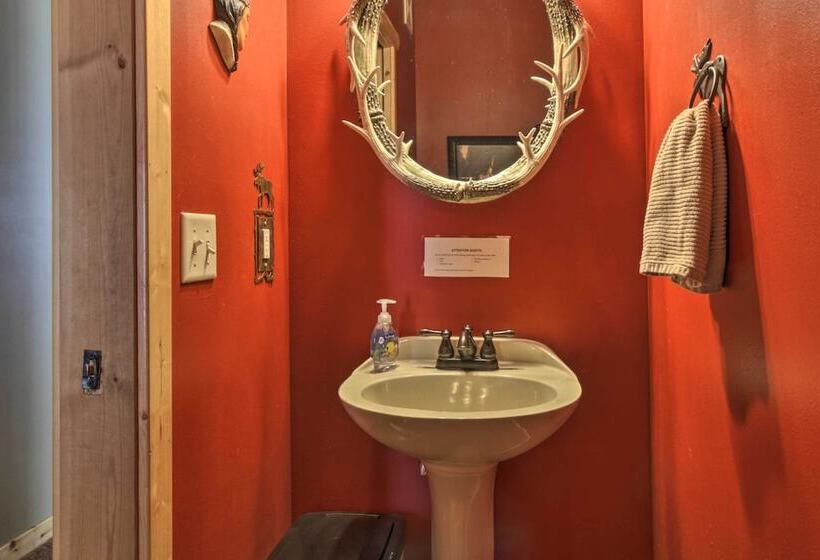 Expansive Ruth Lake Home W/ Dock, Fire Pit & Beach