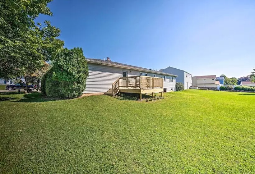 Harrisburg Home W/ Deck: 12 Mi To Hersheypark