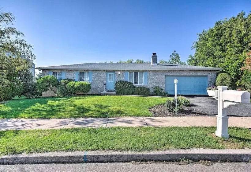 Harrisburg Home W/ Deck: 12 Mi To Hersheypark