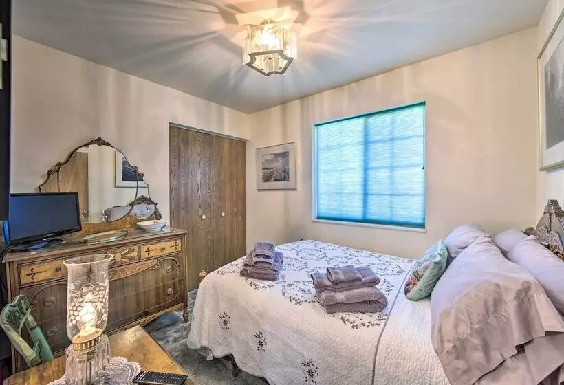 Harrisburg Home W/ Deck: 12 Mi To Hersheypark