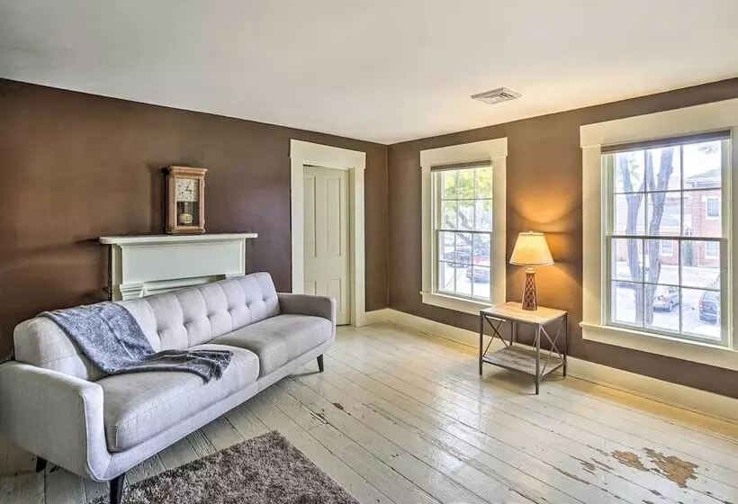 Historic Troy Home Close To Shops W/ Fire Pit