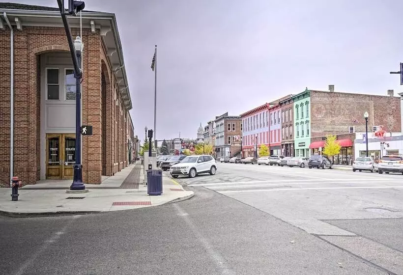 Historic Troy Home Close To Shops W/ Fire Pit