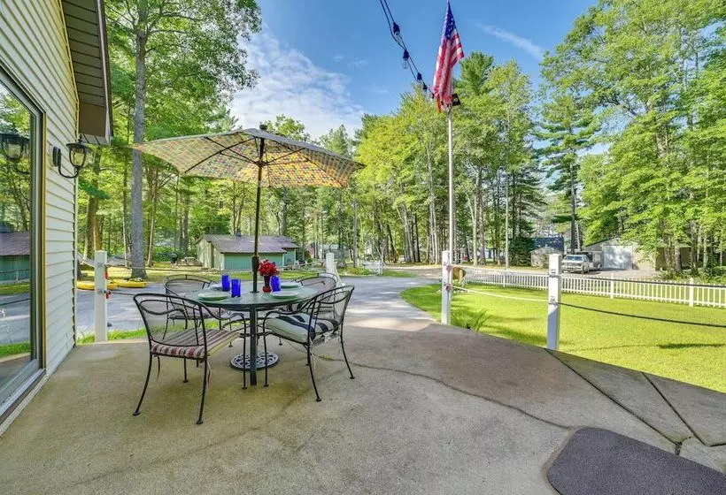 Inviting Lake Vue Lodge Home W/ Fire Pit + Deck