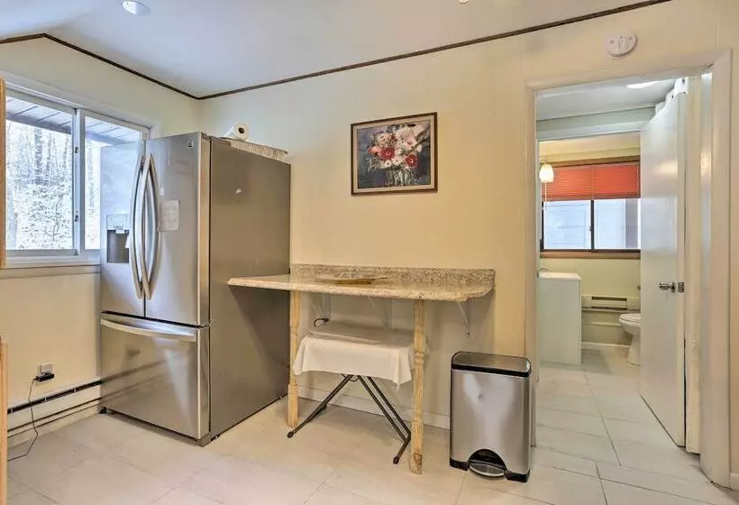 Large Greeley House W/ 2 Game Rooms + Yard!