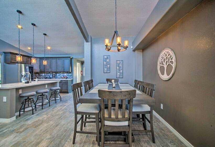 Modern El Paso Home W/ Backyard & Fire Pit!