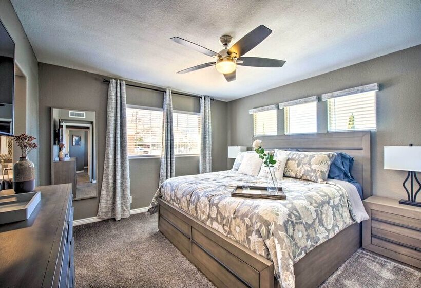 Modern El Paso Home W/ Backyard & Fire Pit!